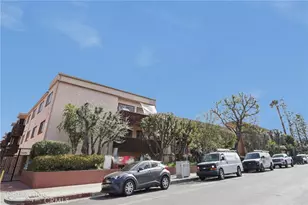 5400 Newcastle Ave, Encino, CA 91316 - Photo 23