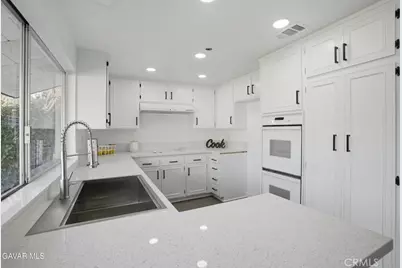 1017 E Avenue J5, Lancaster, CA 93535 - Photo 9