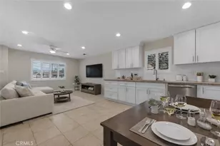 22052 Cantlay St, Canoga Park, CA 91303 - Photo 3