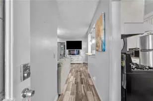 13761 Dronfield Ave, Sylmar, CA 91342 - Photo 11