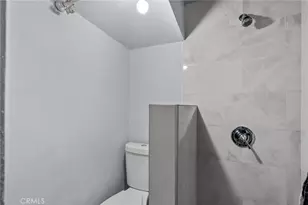 13761 Dronfield Ave, Sylmar, CA 91342 - Photo 23