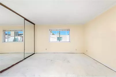 9952 Sepulveda #5, Mission Hills (San Fernando), CA 91345 - Photo 17