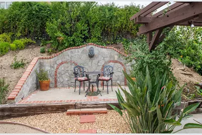 6652 Daryn, West Hills, CA 91307 - Photo 31