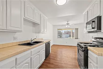 621 W Avenue H12, Lancaster, CA 93534 - Photo 13