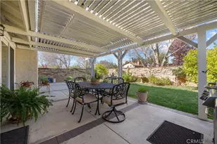 23643 Maricio, Valencia, CA 91355 - Photo 17