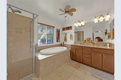 20361 Julia Ln, Saugus, CA 91350 - Photo 19