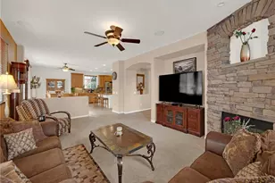 20361 Julia Ln, Saugus, CA 91350 - Photo 5