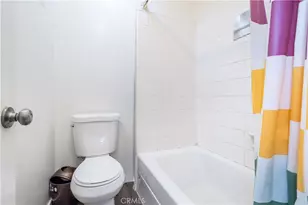 7301 Lennox, Van Nuys, CA 91405 - Photo 21