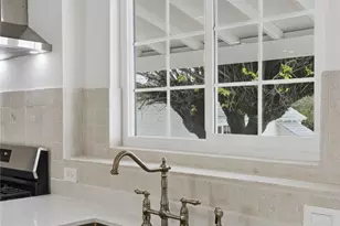 10315 Amboy Ave, Pacoima, CA 91331 - Photo 7