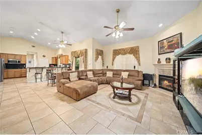 241 W Quail Drive, Palmdale, CA 93551 - Photo 7