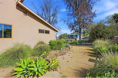 5237 Topanga Canyon, Woodland Hills, CA 91364 - Photo 7