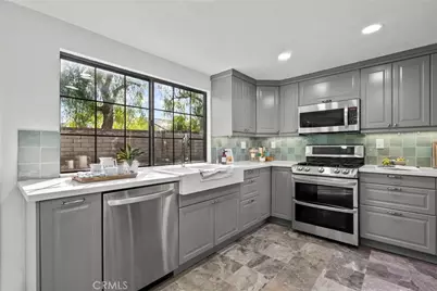 28092 Croco, Canyon Country, CA 91387 - Photo 15