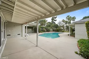 15934 Kittridge, Lake Balboa, CA 91406 - Photo 39