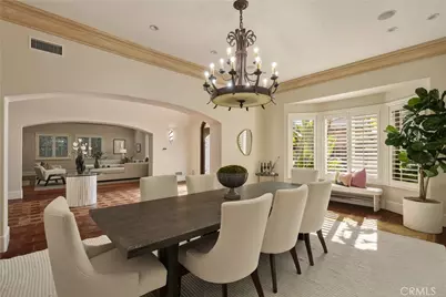 13845 Magnolia Boulevard, Sherman Oaks, CA 91423 - Photo 11