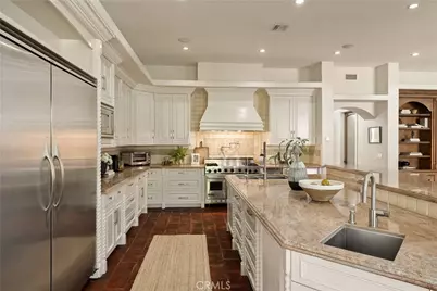 13845 Magnolia Boulevard, Sherman Oaks, CA 91423 - Photo 17