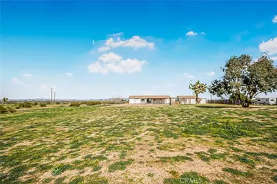 7773 Sequoia, Phelan, CA 92371 - Photo 25