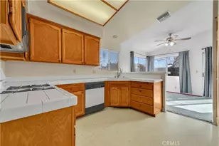 4044 Belleshire, Palmdale, CA 93552 - Photo 9