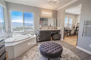 28076 Bridlewood, Castaic, CA 91384 - Photo 5
