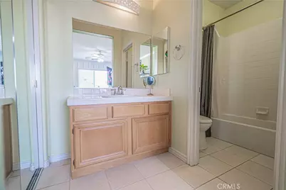 28076 Bridlewood, Castaic, CA 91384 - Photo 37