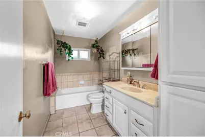 5906 Colbath, Los Angeles, CA 91401 - Photo 17
