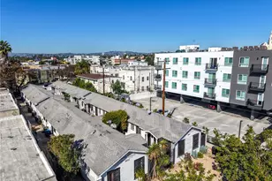 2867 Edgehill Dr, Los Angeles, CA 90018 - Photo 31