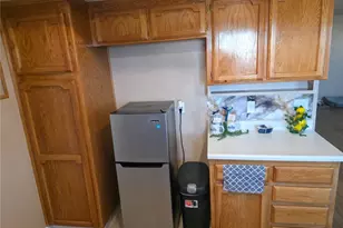 9111 Satinwood Ave, California City, CA 93505 - Photo 21