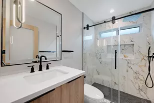 18240 Hartland St, Reseda, CA 91335 - Photo 3