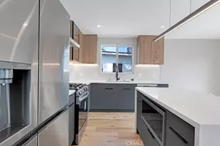 18240 Hartland St, Reseda, CA 91335 - Photo 11