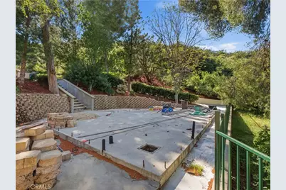 27323 Eaglehelm Drive, Canyon Country, CA 91387 - Photo 37