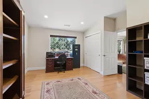 27323 Eaglehelm Dr, Canyon Country, CA 91387 - Photo 33