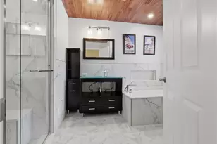 27323 Eaglehelm Dr, Canyon Country, CA 91387 - Photo 19