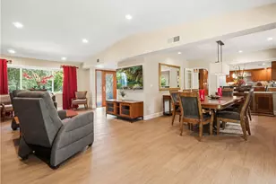 27323 Eaglehelm Dr, Canyon Country, CA 91387 - Photo 11