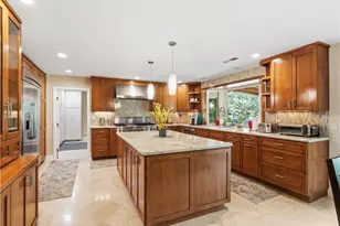 27323 Eaglehelm Dr, Canyon Country, CA 91387 - Photo 13