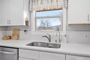 29210 Greenwater Dr, Tehachapi, CA 93561 - Photo 17