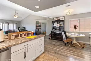 8348 Lime, California City, CA 93505 - Photo 17