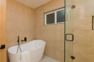 17905 Bullock St, Encino, CA 91316 - Photo 19