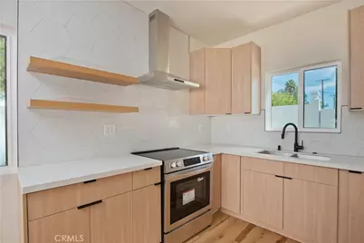 17905 Bullock Street, Encino, CA 91316 - Photo 33