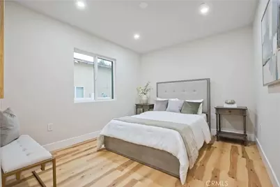 17905 Bullock Street, Encino, CA 91316 - Photo 19