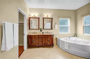 15155 Trail View Ct, Sylmar, CA 91342 - Photo 17