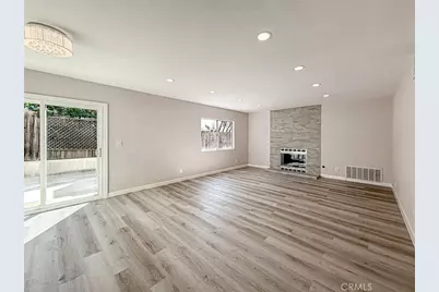 12392 Carl Street, Pacoima, CA 91331 - Photo 11