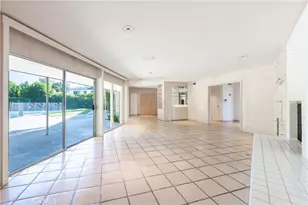 16237 Meadowridge Rd, Encino, CA 91436 - Photo 15