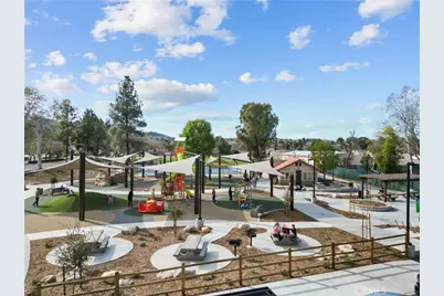 23515 Lyons, Valencia, CA 91355 - Photo 31