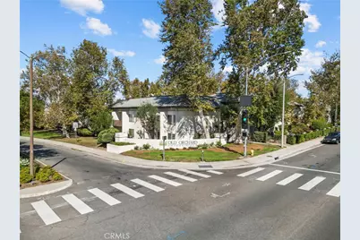 23515 Lyons, Valencia, CA 91355 - Photo 27