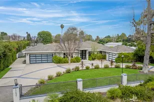 22637 Erwin St, Woodland Hills, CA 91367 - Photo 1