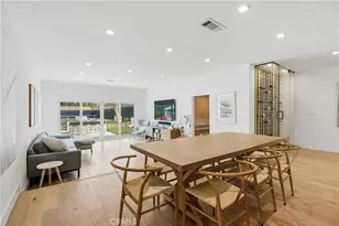 22637 Erwin St, Woodland Hills, CA 91367 - Photo 17