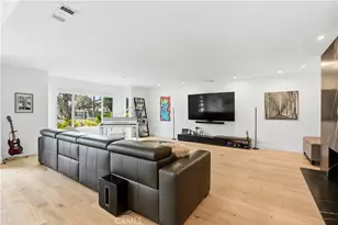 22637 Erwin St, Woodland Hills, CA 91367 - Photo 7