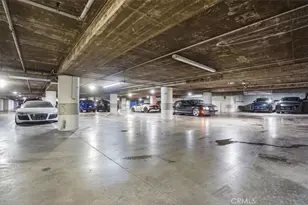 818 N Doheny Dr, West Hollywood, CA 90069 - Photo 71