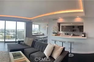 818 N Doheny Dr, West Hollywood, CA 90069 - Photo 3