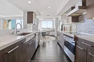 818 N Doheny Dr, West Hollywood, CA 90069 - Photo 39