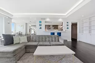 818 N Doheny Dr, West Hollywood, CA 90069 - Photo 29